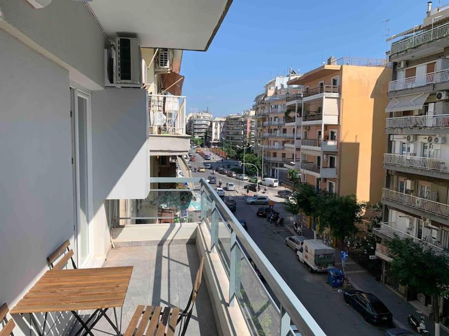 Lux Appartment , 3 Rooms Full Extra , City Center Солун Екстериор снимка