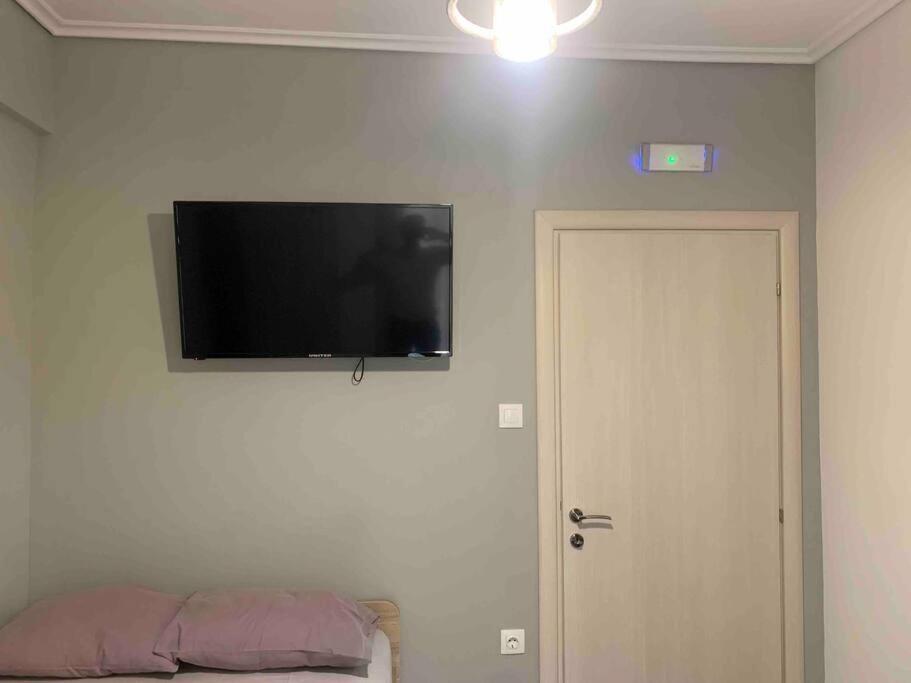 Lux Appartment , 3 Rooms Full Extra , City Center Солун Екстериор снимка