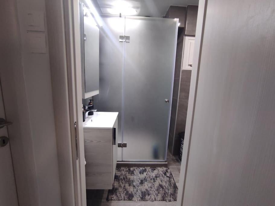 Lux Appartment , 3 Rooms Full Extra , City Center Солун Екстериор снимка