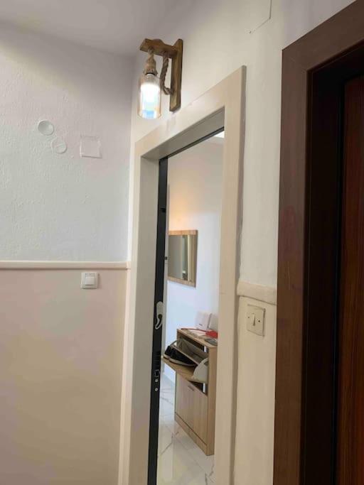 Lux Appartment , 3 Rooms Full Extra , City Center Солун Екстериор снимка