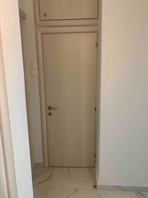 Lux Appartment , 3 Rooms Full Extra , City Center Солун Екстериор снимка