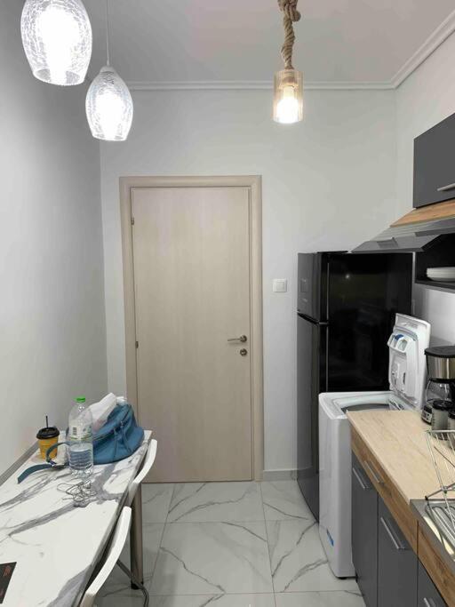 Lux Appartment , 3 Rooms Full Extra , City Center Солун Екстериор снимка
