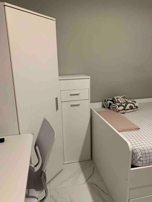Lux Appartment , 3 Rooms Full Extra , City Center Солун Екстериор снимка